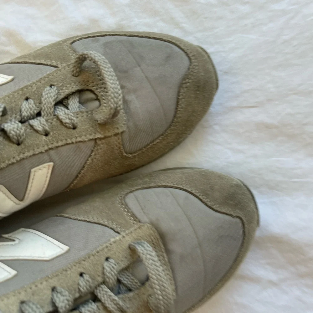 New Balance Men’s 420 Gray Running Sneakers WL420UG Charcoal Suede Size 7.5